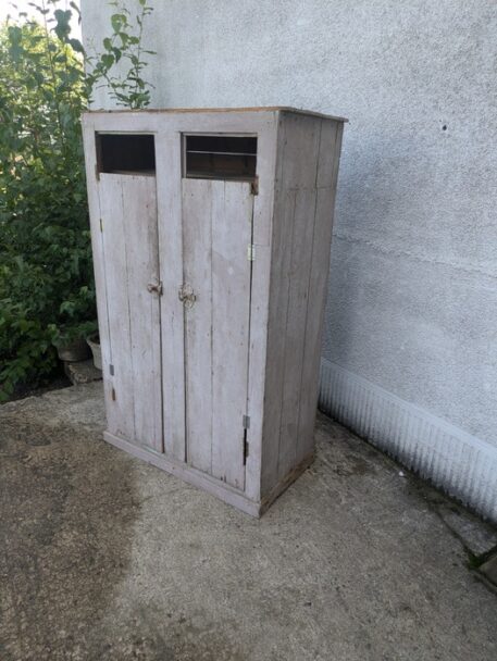 Petite armoire patinée, armoire parisienne, brocante en ligne (2)