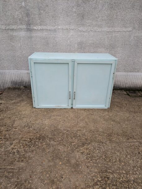 Meuble à suspendre, brocante en ligne (1)