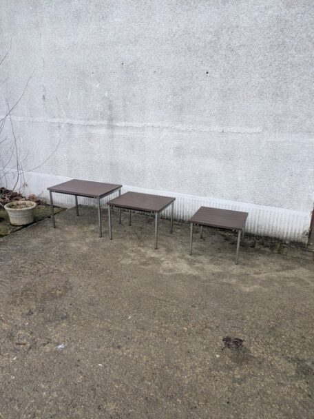 Table gigognes, brocante en ligne (1)