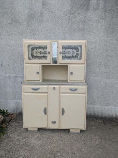 Buffet Mado, brocante en ligne (1)