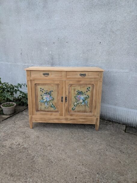 Buffet parisien, brocante en ligne (1)