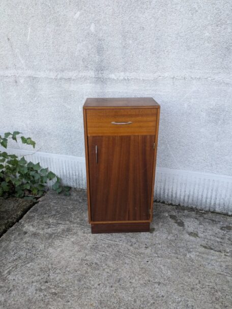 Petit buffet, brocante en ligne (1)