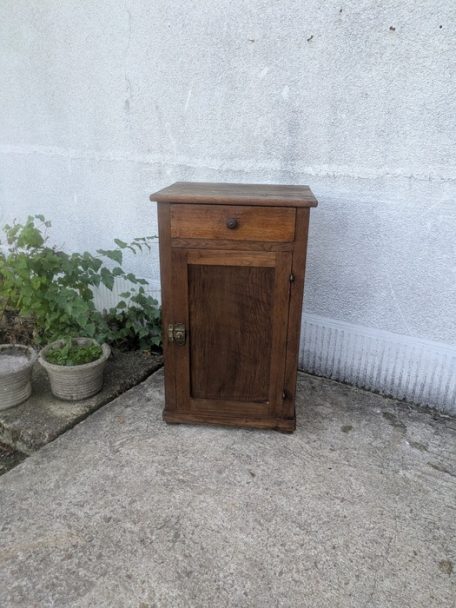 Buffet parisien, brocante en ligne (1)