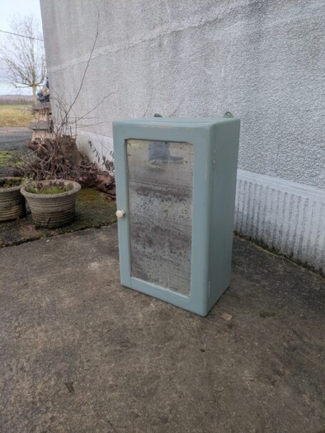 Pharmacie, armoire de toilette, vide poche (1)