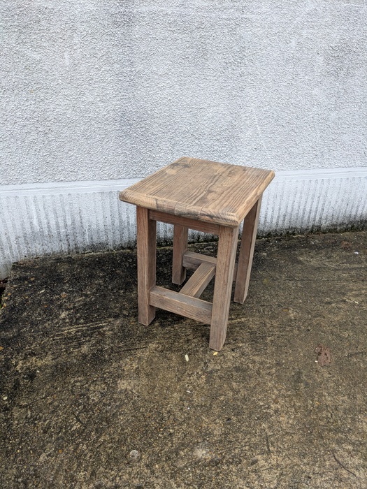 Table d 'appoint, tabouret (3)