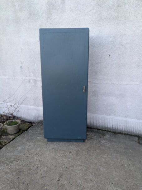 Armoire , brocante en ligne (2)