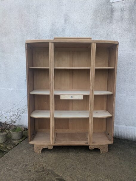 Bibliothèque, armoire, brocante en ligne (1)