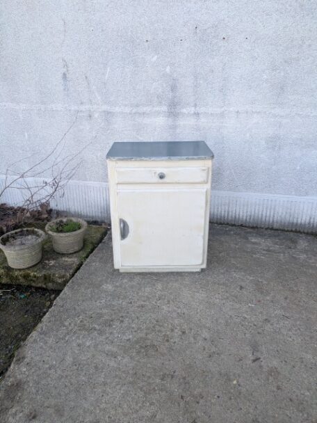 Buffet vintage, brocante en ligne (1)