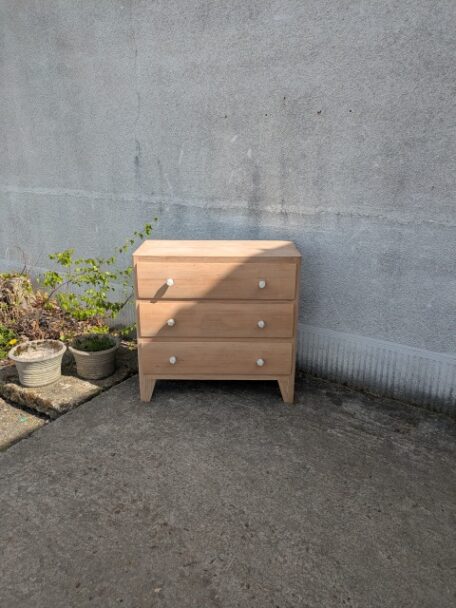 Commode, brocante en ligne (1)