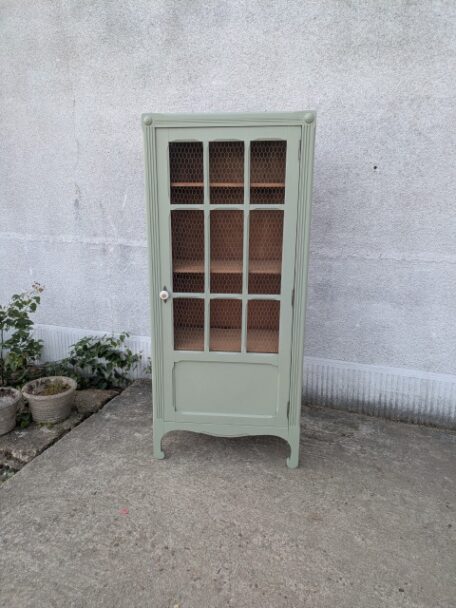 Petite armoire parisienne, brocante en ligne (4)
