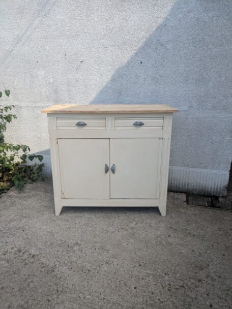 Buffet parisien, brocante en ligne (1)